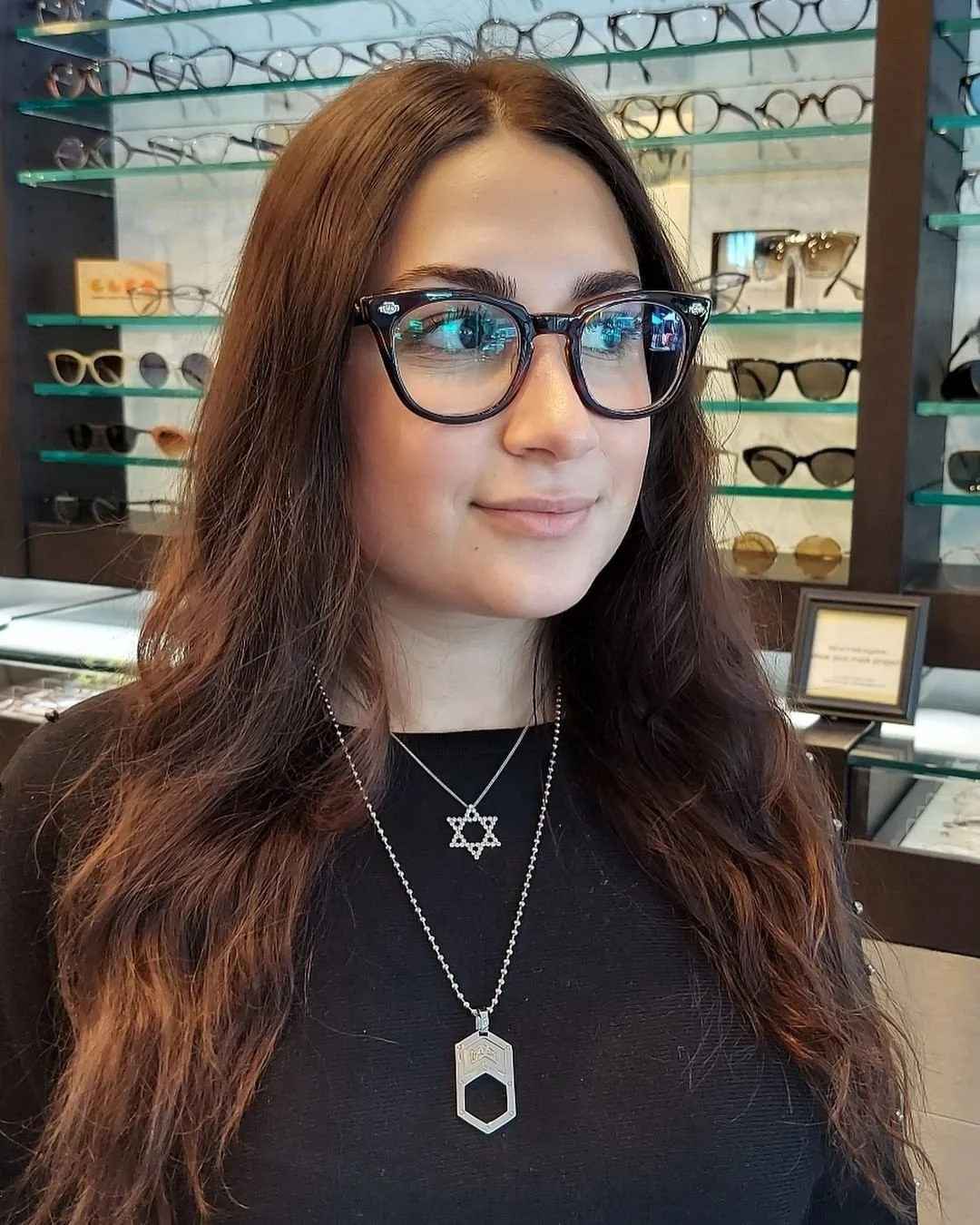 Alexander daas eyewear shop